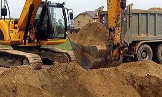 Выкопать яму экскаватором в Похвистнево от 917 руб. - 2Землекопа-Пхв