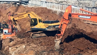 Разработка котлована экскаватором под фундамент в Похвистнево — цена от 2547 руб. | 2Землекопа-Пхв